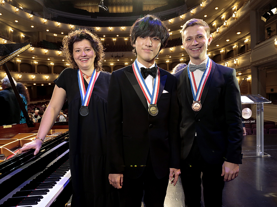 South Korean pianist is youngest winner of Van Cliburn International